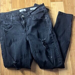 Black Distressed Jeans